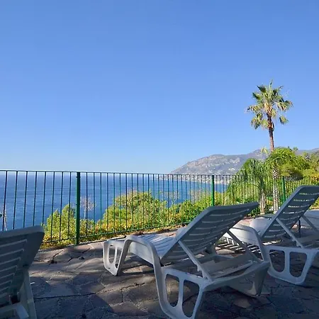 Sleeps 6 Pool Air Con Wifi Villa