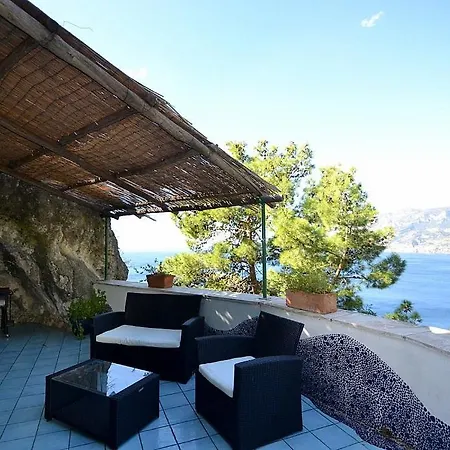 Sleeps 6 Pool Air Con Wifi Villa Maiori